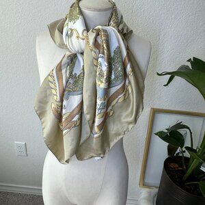 Roger L Paris Scarf